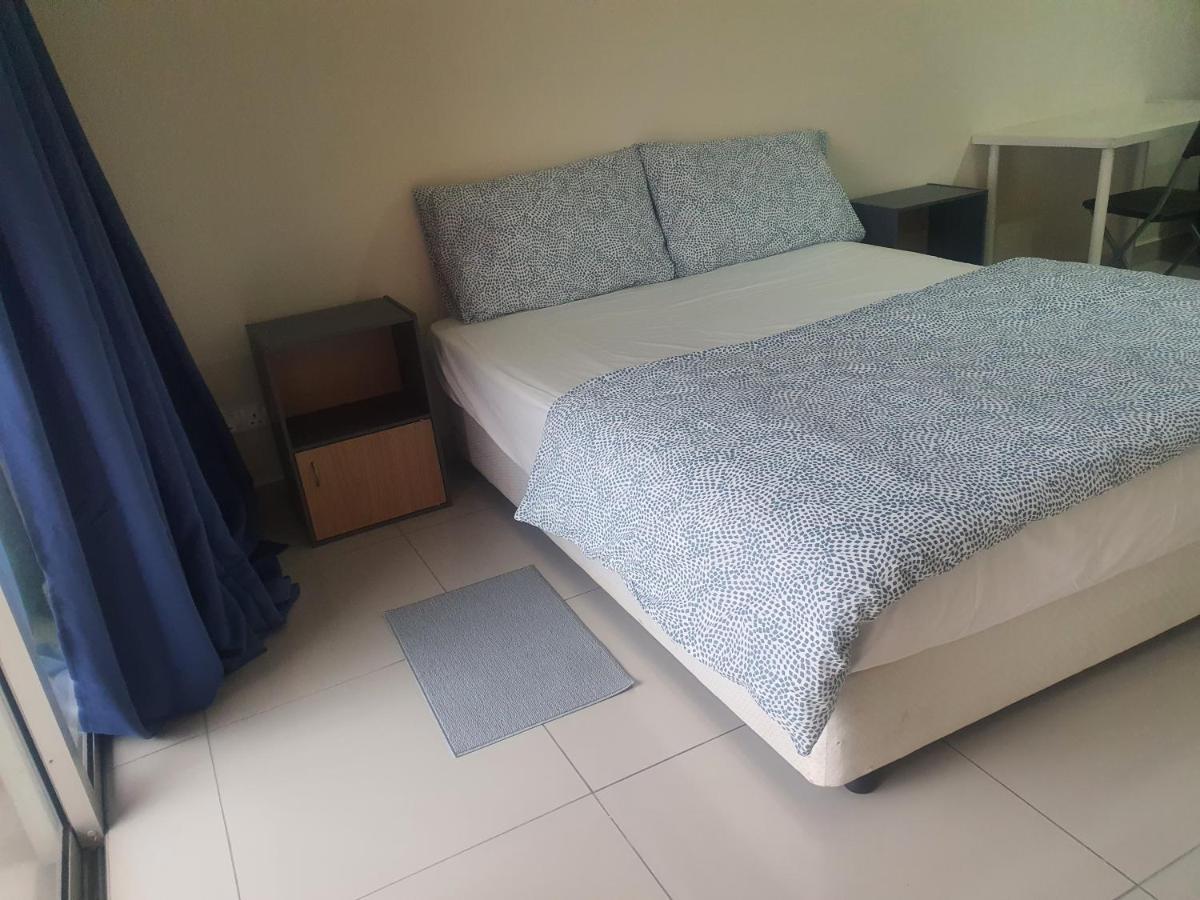 Lovely With Balcony & Pool @ Suria Jelutong * Shah Alam